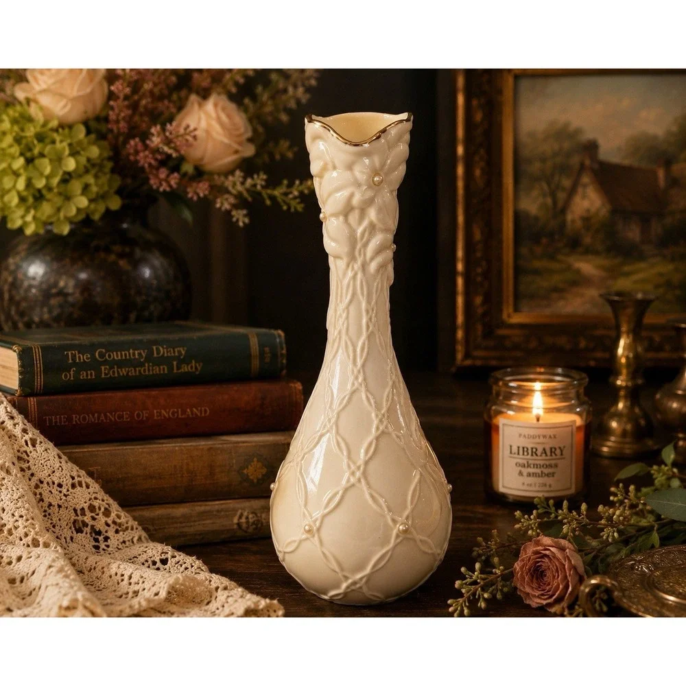 Lenox Cherish Bud Vase Ivory Porcelain Pearl Gold Trim Floral 8